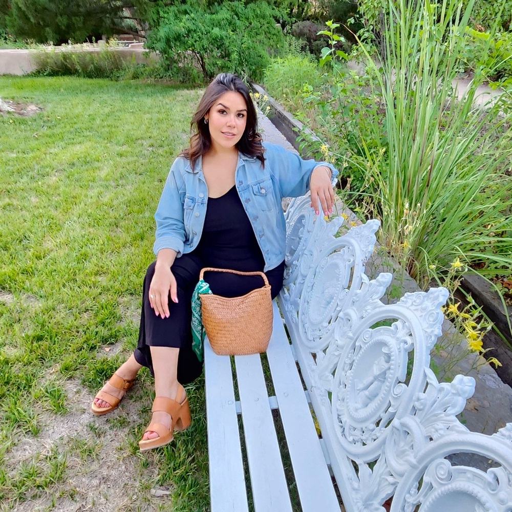 Meet your Posher, Marissa
